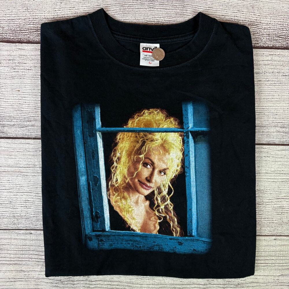 2005 Dolly Parton "Vintage" Country Music Tour T-shirt